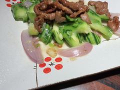 -粤·向群饭店(麓景路店)
