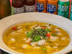 -川流不息·地道川菜·小龙虾(新松江路店)