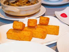 -HOMES上海本帮菜(襄阳公园店)