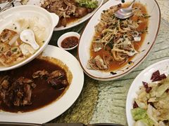 -鹏城人家海鲜酒家·23年老字号(较场尾店)