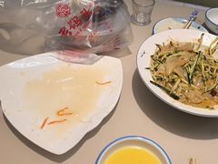 -老码头黑皮肘子锅包肉(赣水路店)