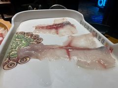 -老牌坊云南鱼豆花火锅(爱建店)