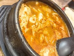 -明洞阿姨·韩式酱蟹烤肉·创意料理(三元桥店)