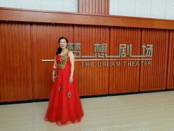 -贺贺新娘造型婚纱店