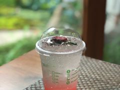 -Chom Cafe and Restaurant