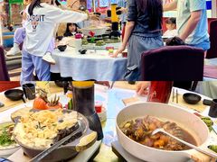 -刘姐啤酒鱼民族演艺餐厅(西街总店)