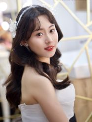 -欣薇婚纱(新源乐汇城店)