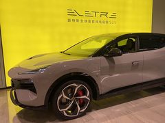 -莲花跑车(国贸商城店)