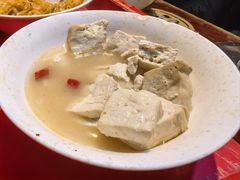 -蓝田九大碗民俗食府(蓝田店)