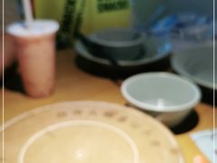 -蜜桃餐厅·伴山(绿宝广场店)