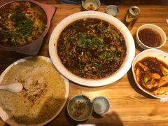 -自贡盐帮菜·玩辣餐厅(樱花园西街店)