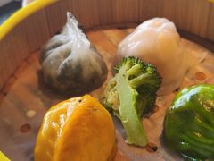 -蝴蝶里·粤菜·点心(滨江龙湖店)