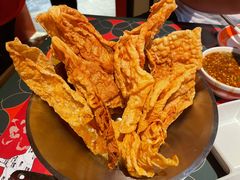 油炸豆皮-南城十里潮汕鲜牛火锅·鲜虾生滚粥(融汇老商埠店)