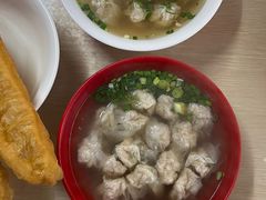 -张阿三馄饨店