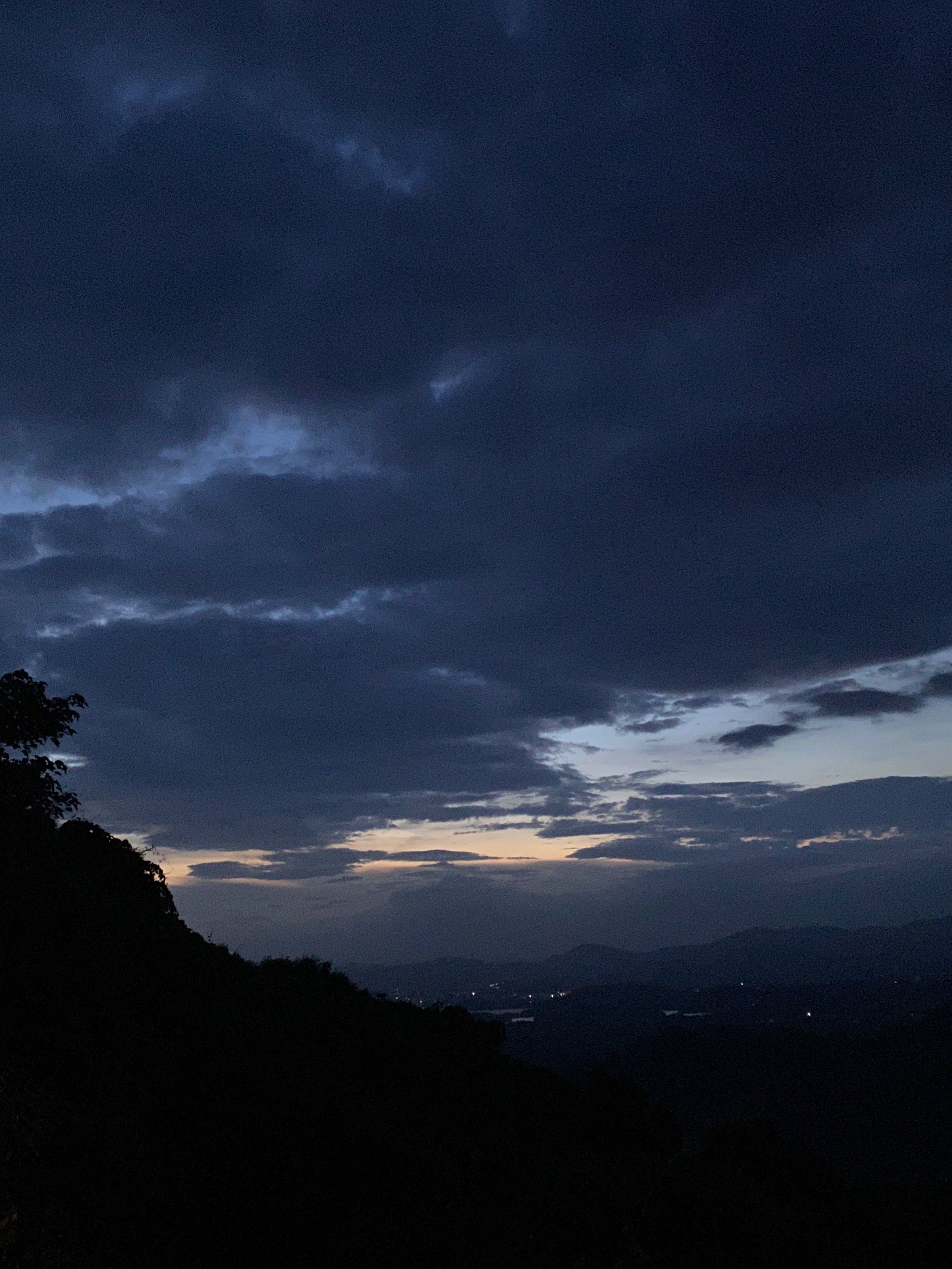 刚刚好看到日出🌄

#0元玩转这座城