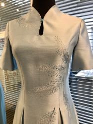 -禾米旗袍妈妈装礼服定制(嘉业国贸店)