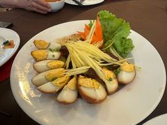 -Neary Khmer Restaurant