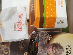 -麦当劳(轻轨曹杨路店)
