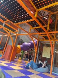 -奈尔宝·儿童乐园·亲子餐厅(星河湾店)