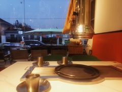 -山野的朋友露营炭火烤肉