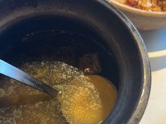 -八府香鸭·啫啫煲(华山路店)