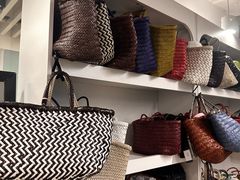 -JuneShop小众设计师品牌集合店