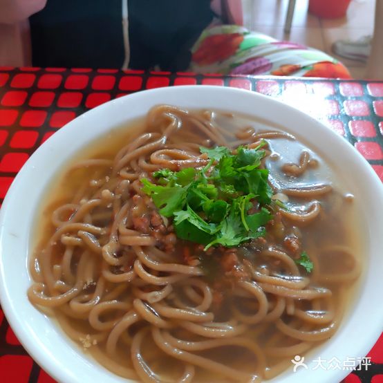 居仁里王家饸饹老字号(草市小区店)