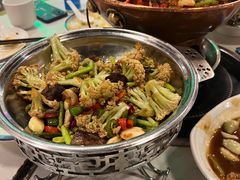 干锅菜花牛腩-蛙蛙叫干锅年代(簋街总店)