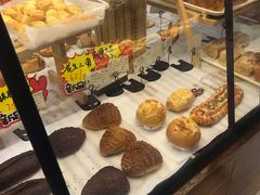 -光明牛奶棚(南泉店)