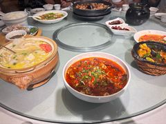 -兔行天下-鸿鹤鲜锅兔(中海国际店)