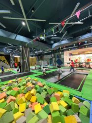 -反弹蹦床公园·亲子乐园·团建·派对(尚品奥莱店)