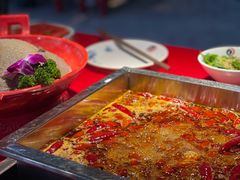 -二荆条·蜀鲜汇城市森林火锅