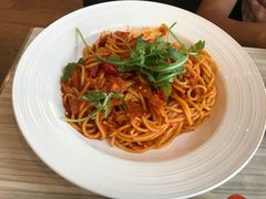 -必胜客(证大大拇指店)