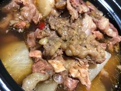 -悦牧·酸汤牛肉火锅(沃尔玛店)