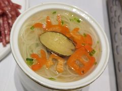 -红鼎豆捞·非遗鲍皇汤火锅(宝丰路店)