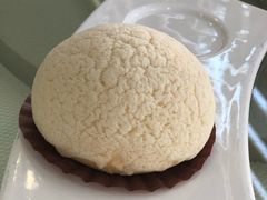 雪山酥皮焗餐包-龙禧渔村酒楼