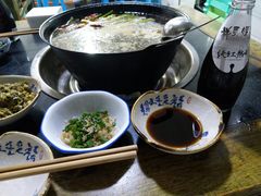 -石灰市毛记烧鸡公(解放碑店)