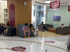 -雅悦齿科(顾村公园店)