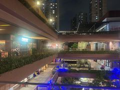 -瑞虹新天地月亮湾