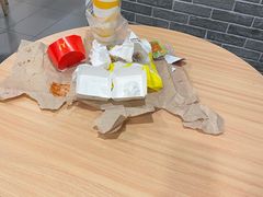 -麦当劳(民盈·国贸城店)