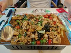 -蛙舍·炭烧牛蛙(东百中心店)