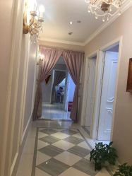 -蕾蕾美颜美容美体