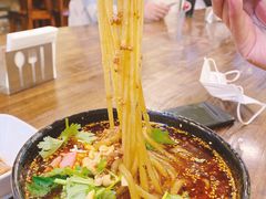 -碗里捞川渝特色面(沙河玖耀里店)