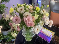 -花隐·美芙炫海菲秀皮肤管理中心