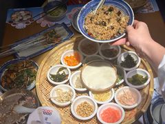 -包整·丝娃娃(一览甲秀楼风景店)