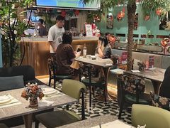 -SHADOWS•Bistro&Eatery(安福路店)