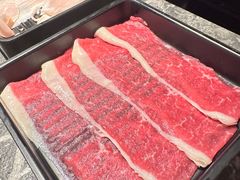 -牛YO寿喜烧·铁板烧和牛火锅自助(市府恒隆店)