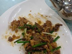 -六和聚传统烤鸭.天津菜(和平店)