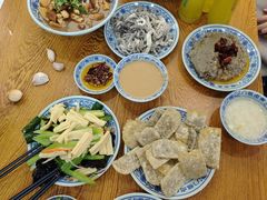 老北京爆肚-门框胡同百年卤煮(新街口店)