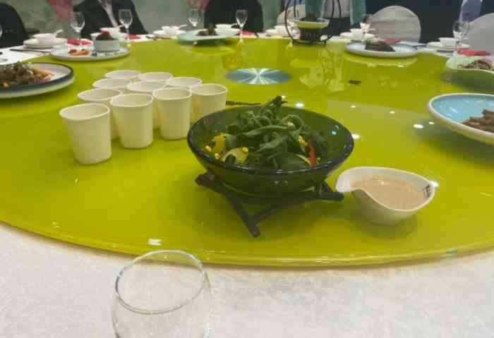 江南华府(周庄店)-"菜品不断创新还是有特色的,味道与本帮菜相.